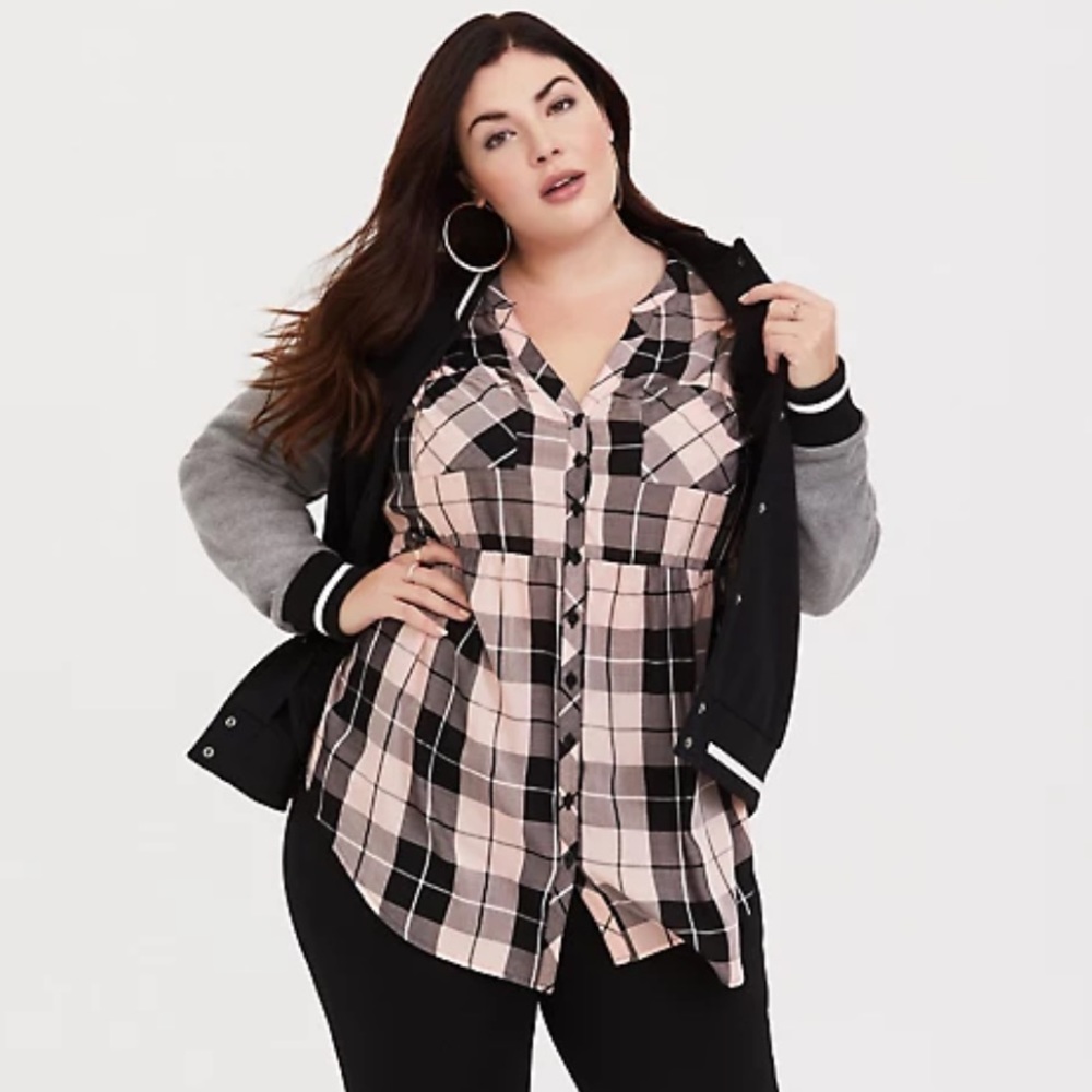 Torrid EMMA - PINK & GREY CHALLIS BABYDOLL TUNIC